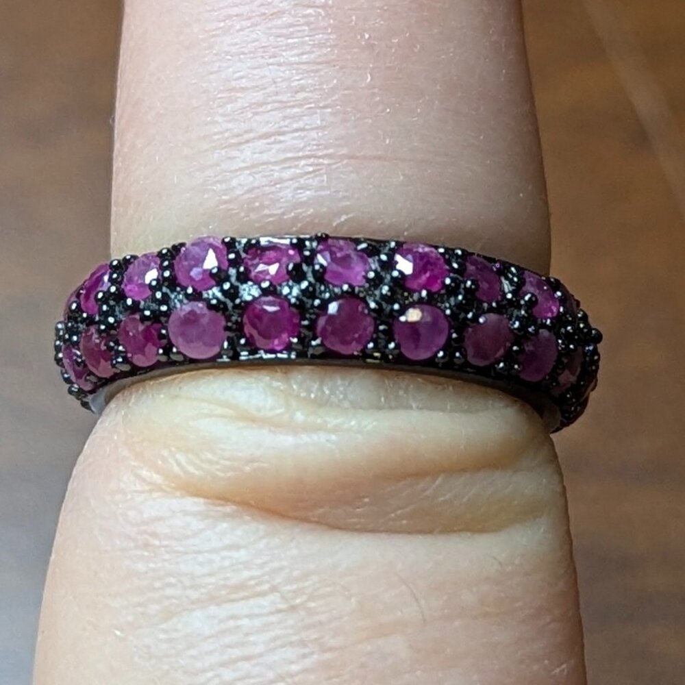RING Full Band 2mm Ruby 925 Size 7.5 Black Rhodium Plated